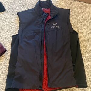 Arc'teryx Men's Black Vest with Red Lining